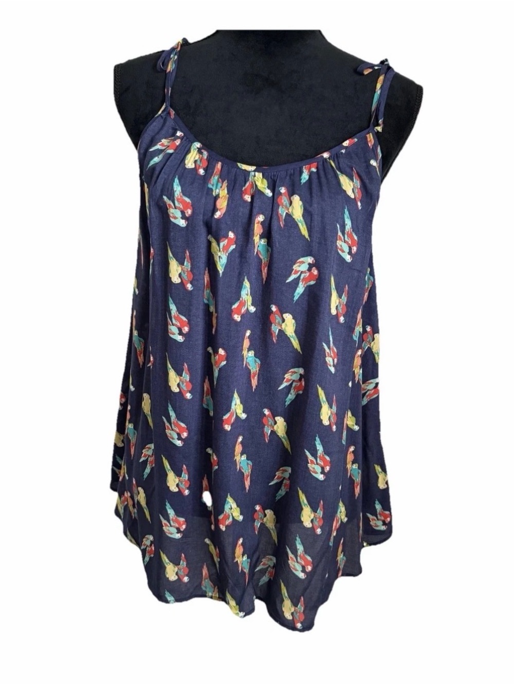 Chip & Pepper California Blouse Womens XS Navy Parrot AOP Novelty Tunic Tropical